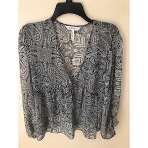 BCBGeneration long sleeved top! blouse